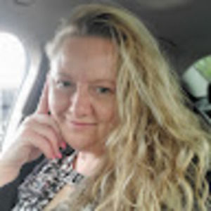 Meet your Posher, Kendra